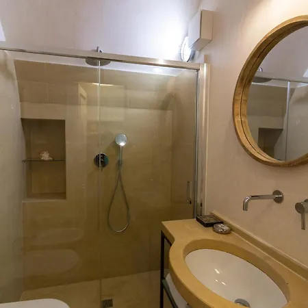 Casa Galateo 20 Bed & Breakfast 2*