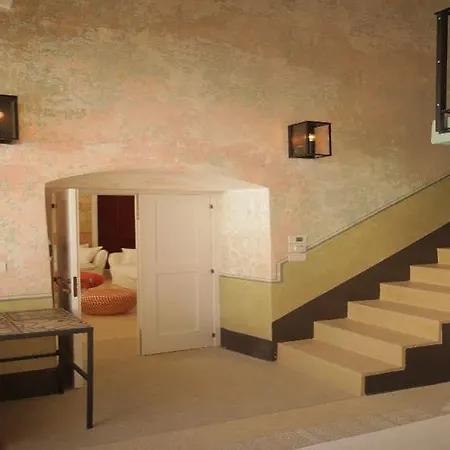 Casa Galateo 20 Bed & Breakfast 2*